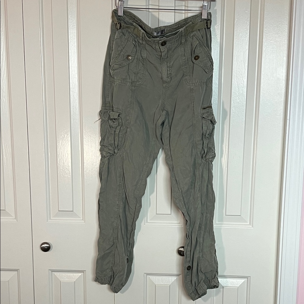 GUESS casual Olive Cargo Pants with adjustable waist